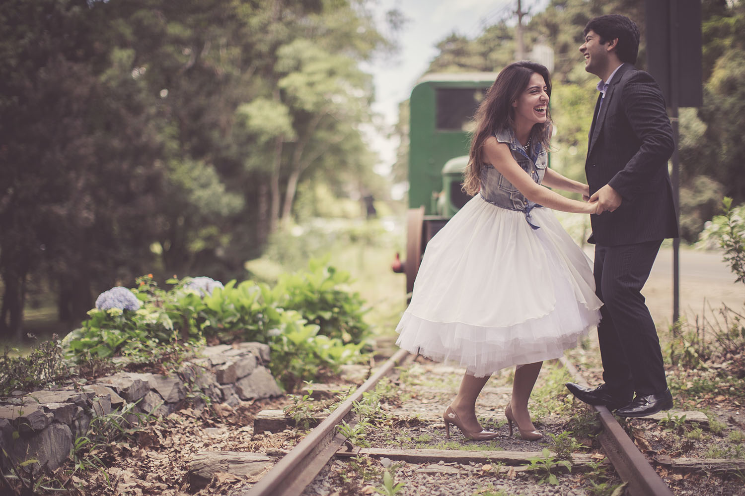 DIA DOS NAMORADOS: POR QUE FAZER UM ENSAIO PRÃ –WEDDING?